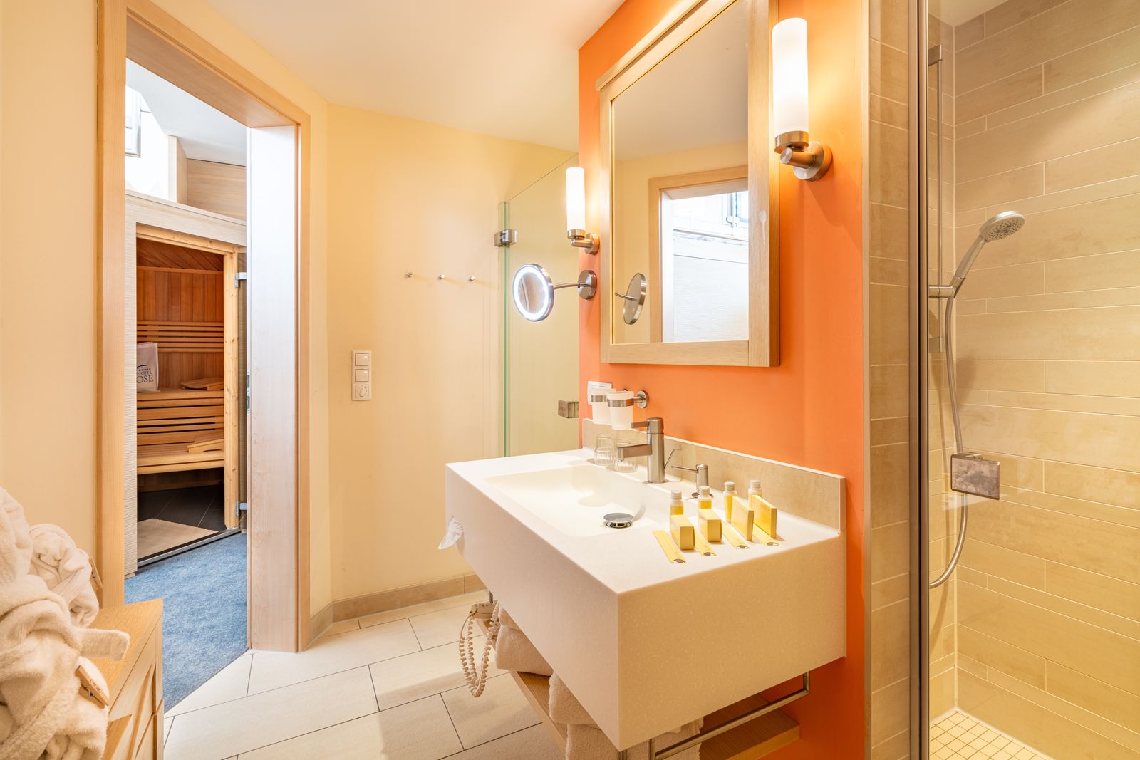 Maisonette-Zimmer image 4 - Strandhotel Seerose