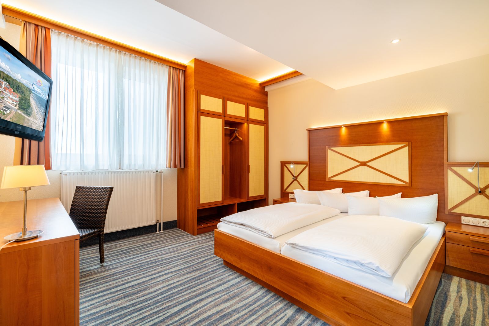 Suite 12 image 3 - Strandhotel Seerose