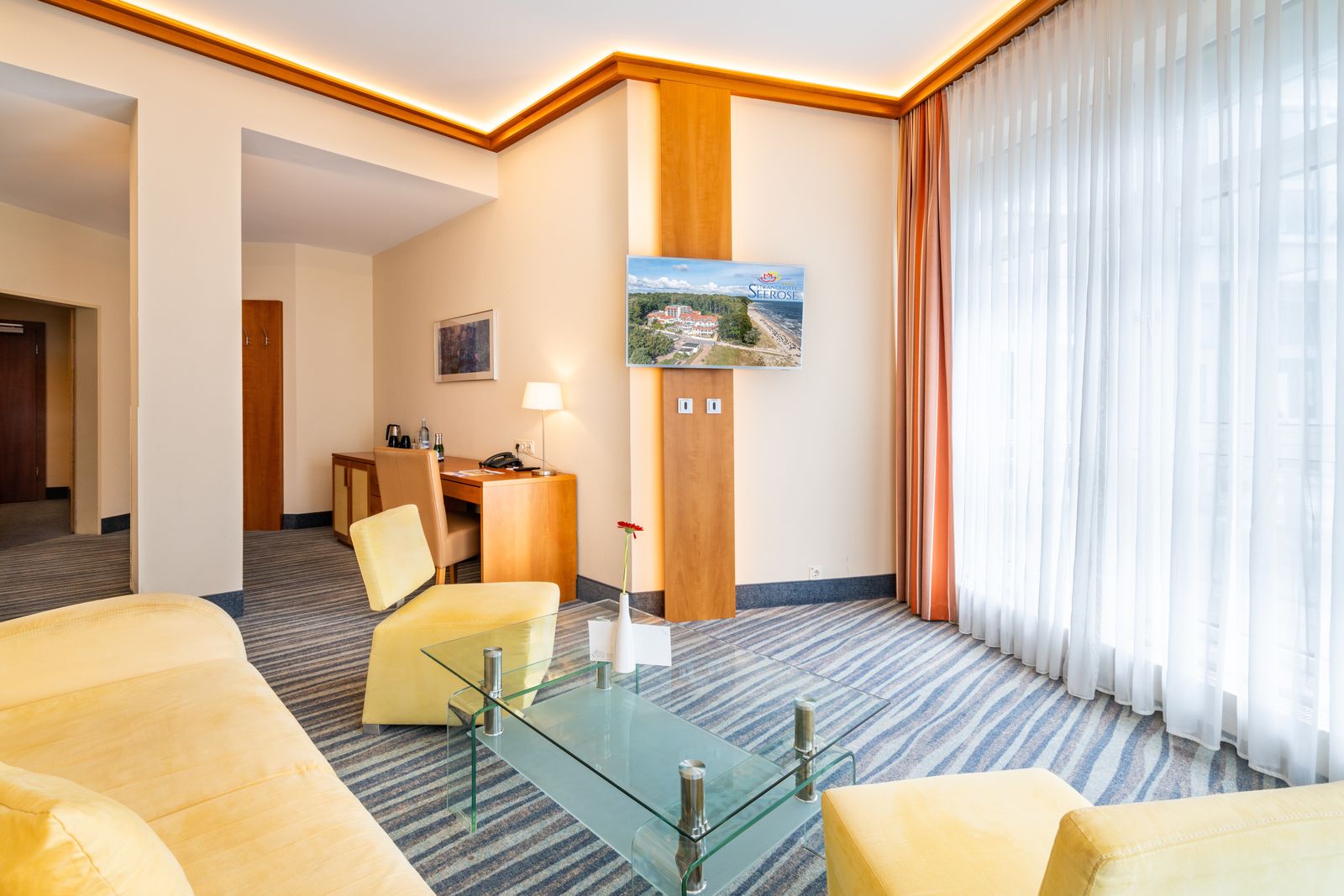 Suite 11 image 2 - Strandhotel Seerose