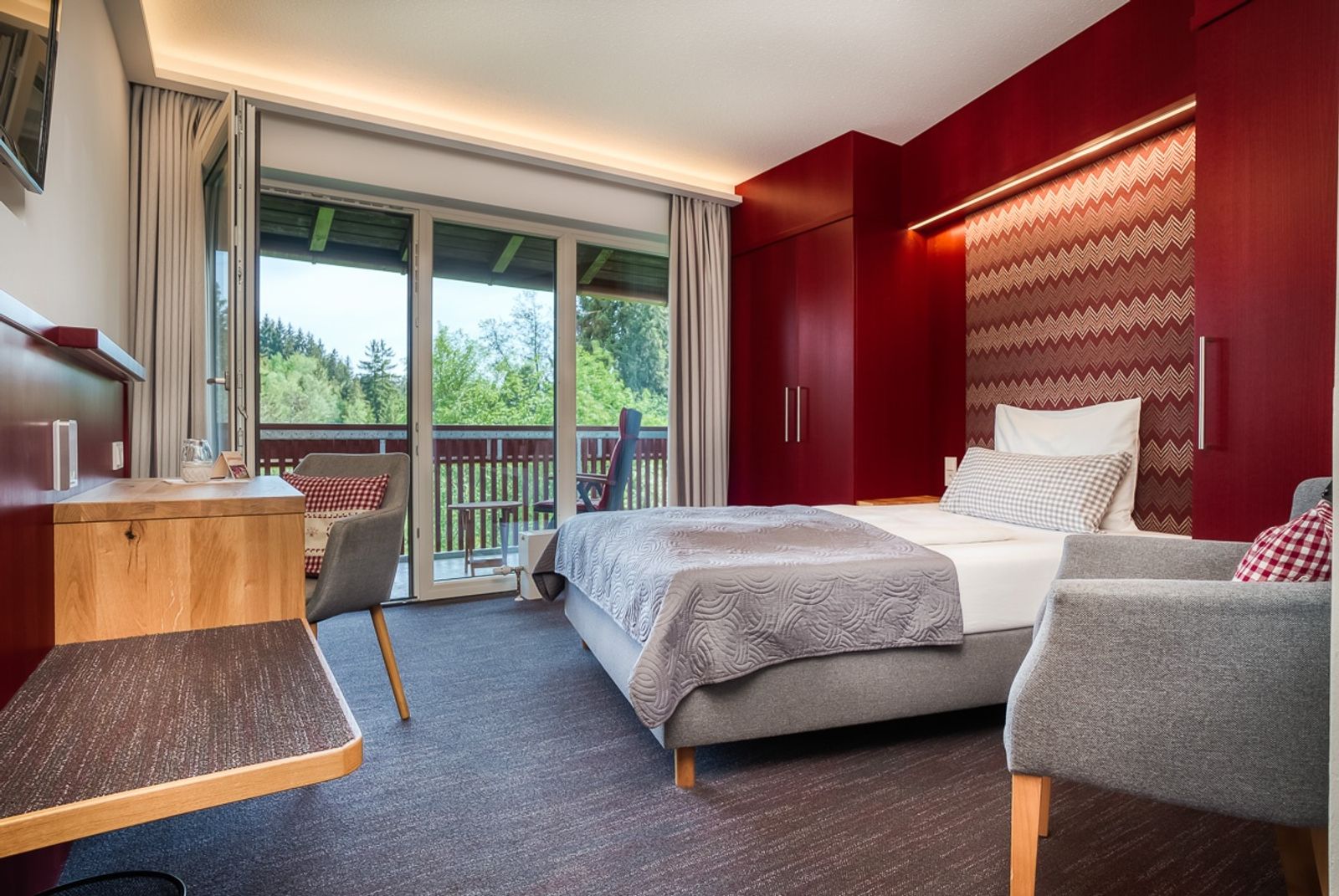 Einzelzimmer Komfort mit Balkon image 1 - Landhaus Hotel Sommerau GmbH