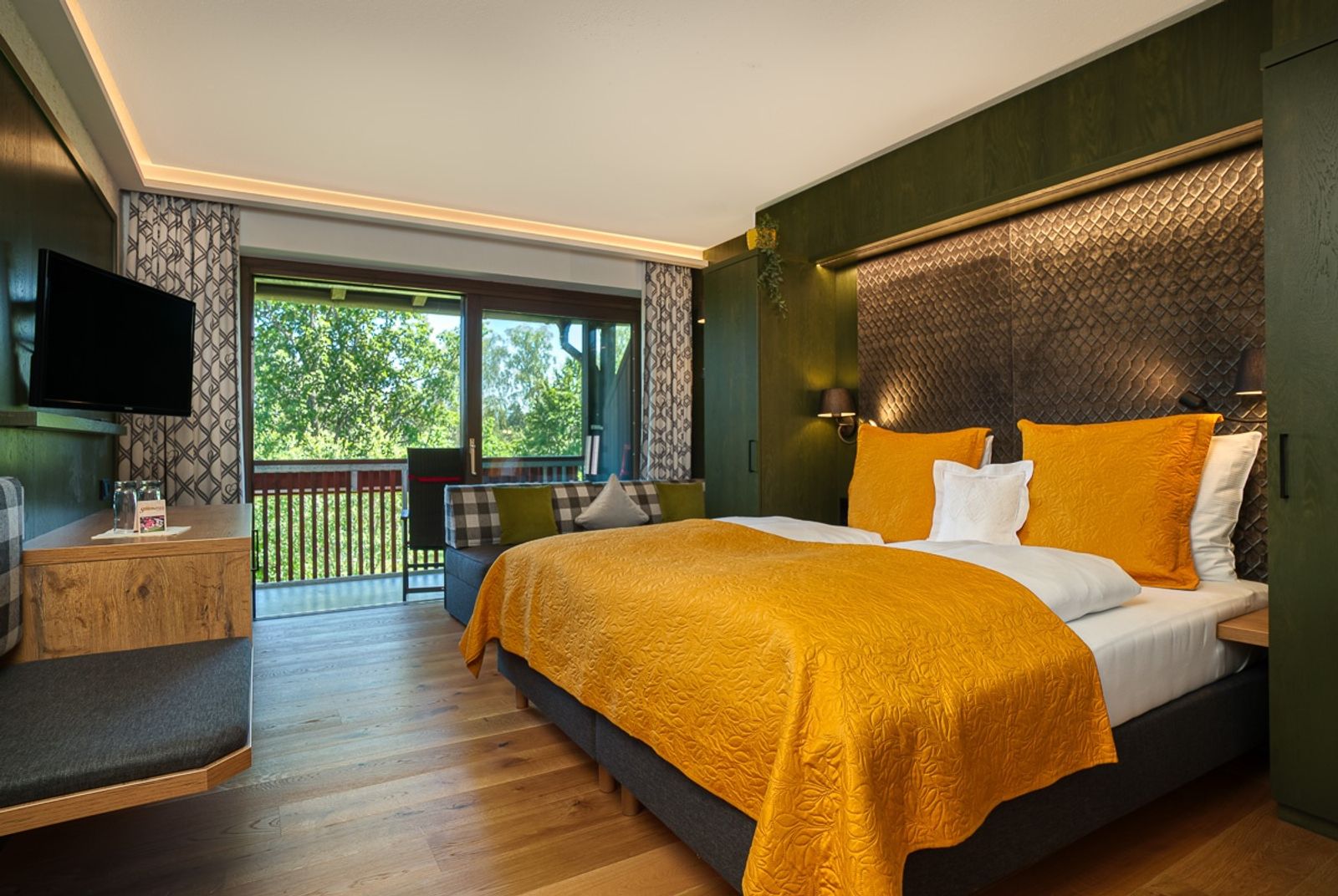 Doppelzimmer Komfort mit Balkon image 1 - Landhaus Hotel Sommerau GmbH