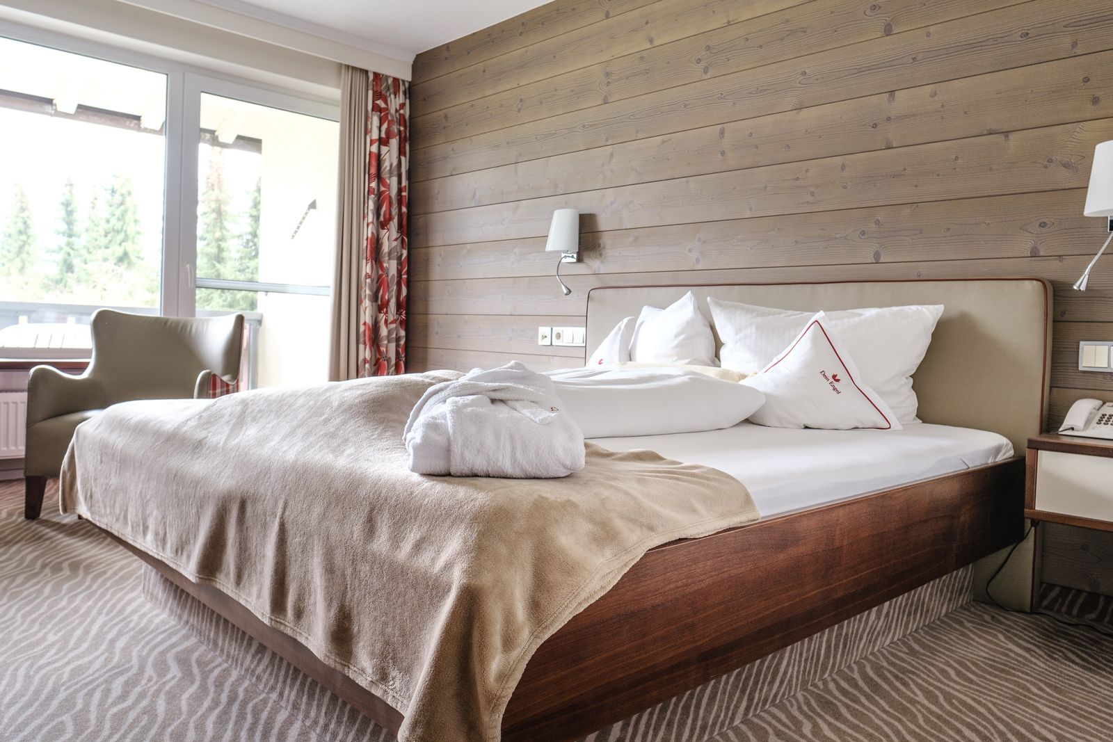 Superior-Doppelzimmer "Gartenblick" mit Balkon - #3