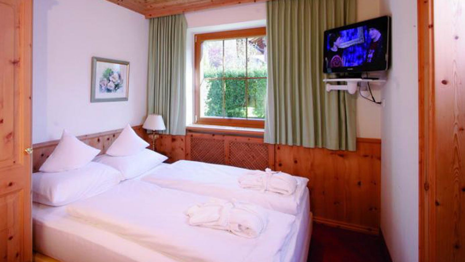 ALPENGAMS XXL image 5 - Familotel Zugspitze Hotel Tirolerhof