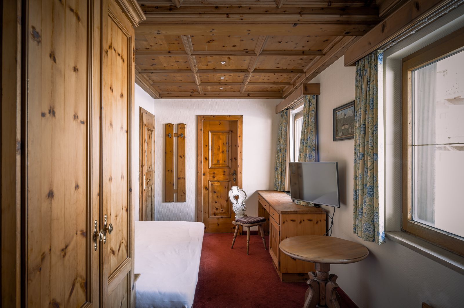 BÄRENHÖHLE image 2 - Familotel Zugspitze Hotel Tirolerhof