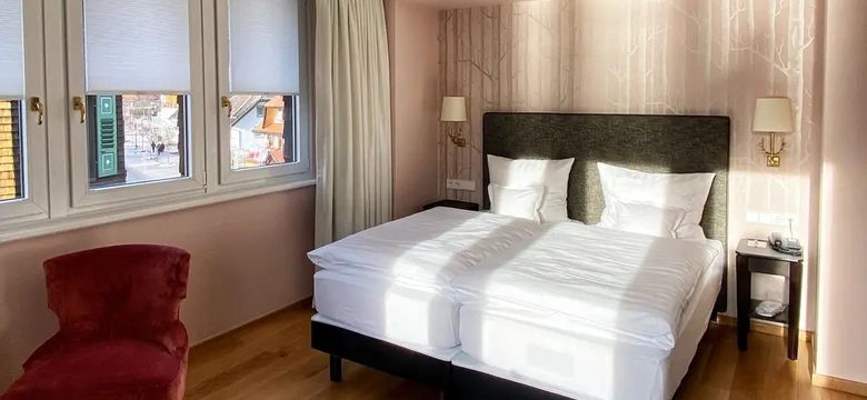 Treschers – Das Hotel am See: Classic double room without lake view image #1