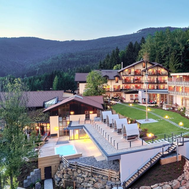 ...das kleine Paradies am Berg! Wellnesshotel Riedlberg 🌿 in Drachselsried, Bayern, Bayern, Deutschland