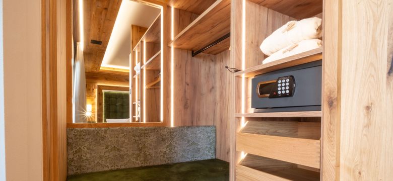 Natur- & Wellnesshotel Brunner Hof 4****S: naturZimmer "Morgenrot" 25 m² image #4