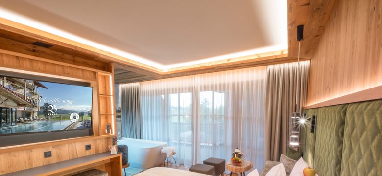 Natur- & Wellnesshotel Brunner Hof 4****S: naturWohlfühlzimmer "Liebesnest" 44 m² image #3