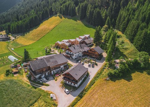 BIO HOTEL Blasla Hof: Luftbild - Blasla Hof, Gsies, Pustertal, Trentino-Südtirol, Italien