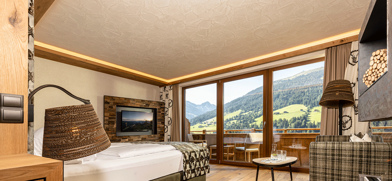 Natur & Spa Resort Der Alpbacherhof: Comfortable mountain room image #1