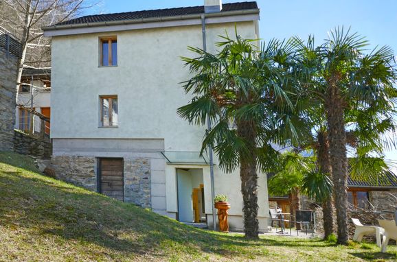 Outside Summer 1 - Main Image, Rustico Casa Luna, Malvaglia, Tessin, Ticino, Switzerland