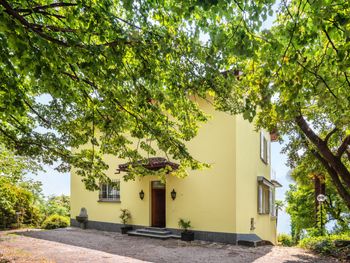 Luxus-Rustico Vernice Gialla im Tessin - Tessin - Schweiz