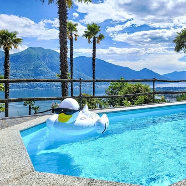 Outside Summer 5, Luxus-Rustico Vernice Gialla im Tessin, Minusio, Tessin, Ticino, Switzerland