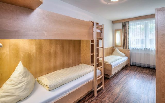 FS „Tarzan“ 5 Bett image 3 - Familotel Pitztal Kinderhotel Stefan