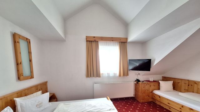 Dreibettzimmer „Yakari" | 20 qm - 1 Raum