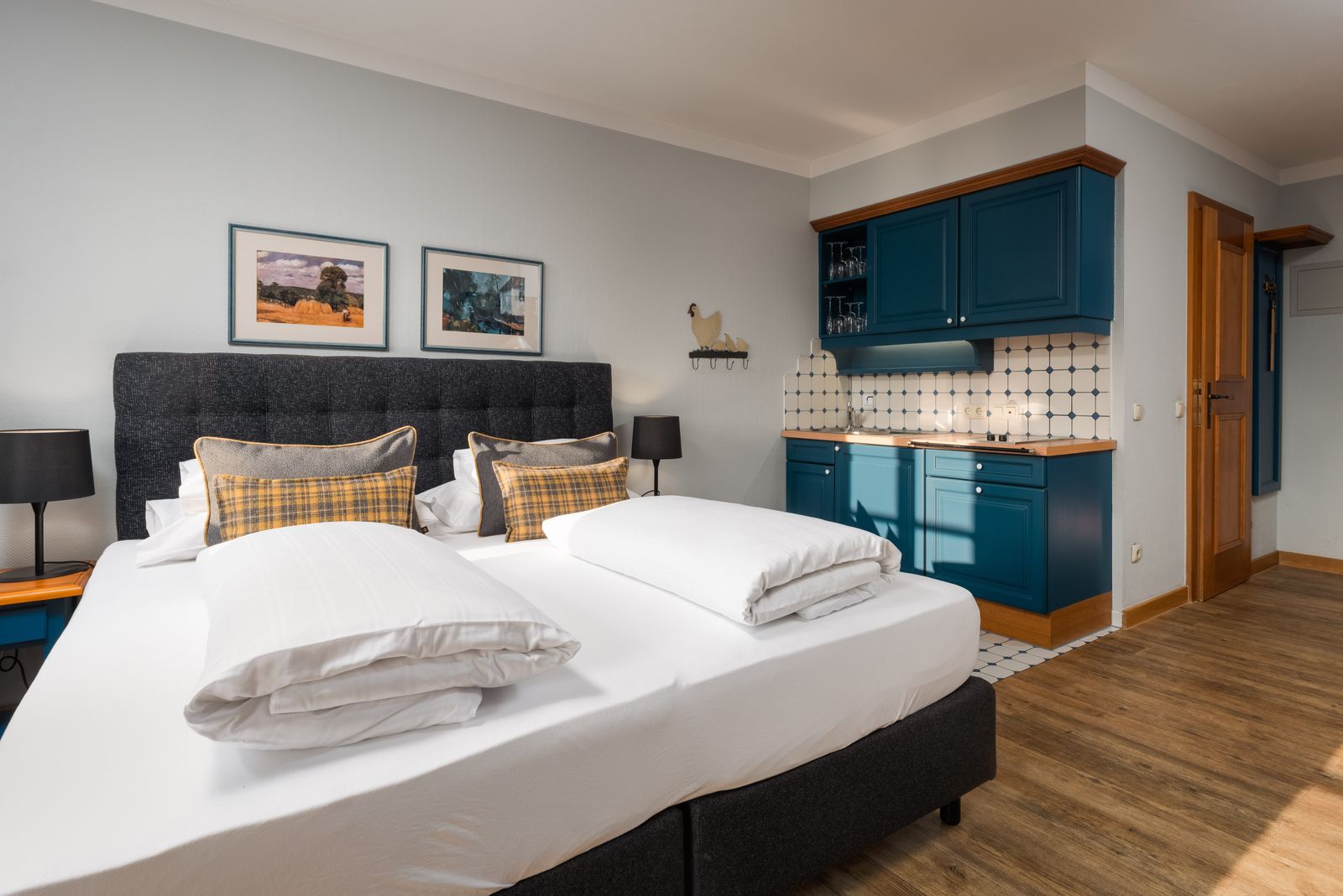 Doppelzimmer Seeblick image 4 - MONDI Hotel & Appartements am Grundlsee