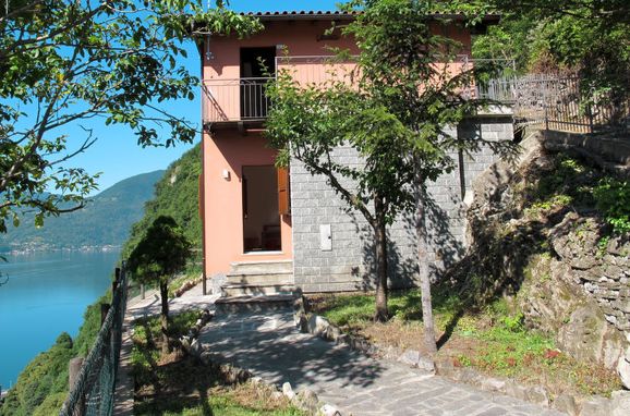 Außen Sommer 1 - Hauptbild, Ferienhaus Ca' Rossa, Porlezza, Luganer See, Lombardei, Italien