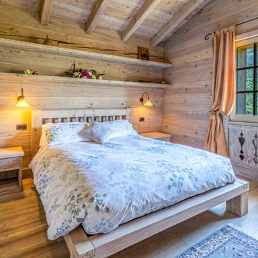 Inside Summer 4, Chalet Anna, Grosotto, Lombardei Winter, Lombardy, Italy