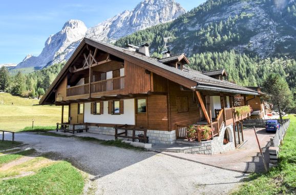 Außen Sommer 1 - Hauptbild, Chalet Cesa Galaldriel, Canazei, Fassatal, Trentino-Südtirol, Italien