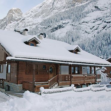 Außen Winter 37, Chalet Cesa Galaldriel, Canazei, Fassatal, Trentino-Südtirol, Italien