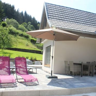 Außen Sommer 2, Chalet am Bächle, Hofstetten, Schwarzwald, Baden-Württemberg, Deutschland