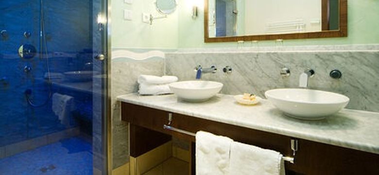 Hotel MY Kramerwirt: ELEMENT SUITE WASSER image #2