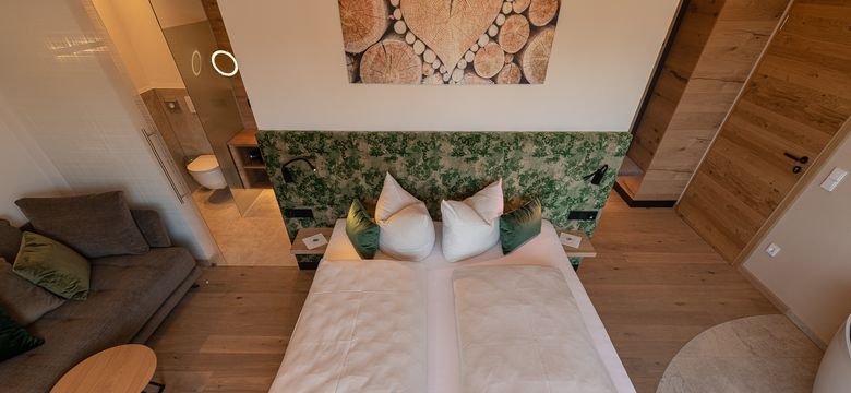 Bequemes Boxspringbett im Wellnesshotel