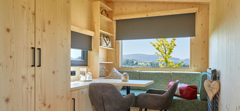 Kleine Sitzgruppe im Tinymobil