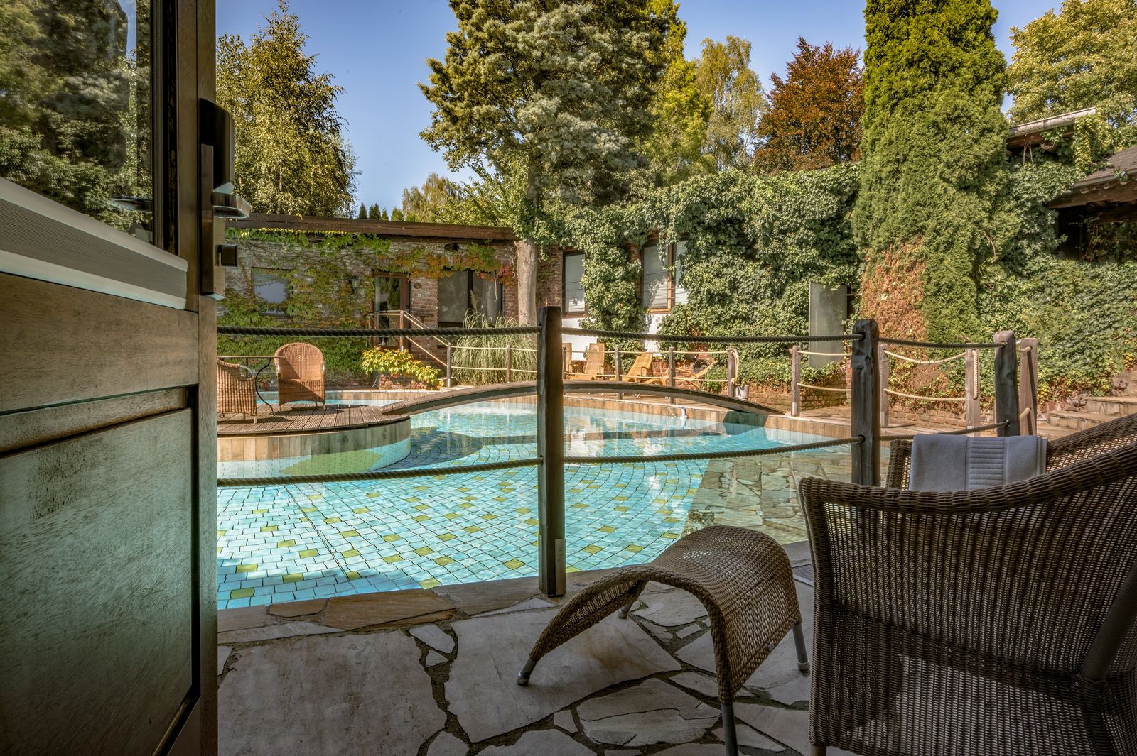 Pool-Zimmer image 2 - Land Gut Höhne