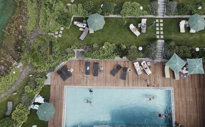 Naturhotel Kitzspitz - Außenpool - Vogelperspektive