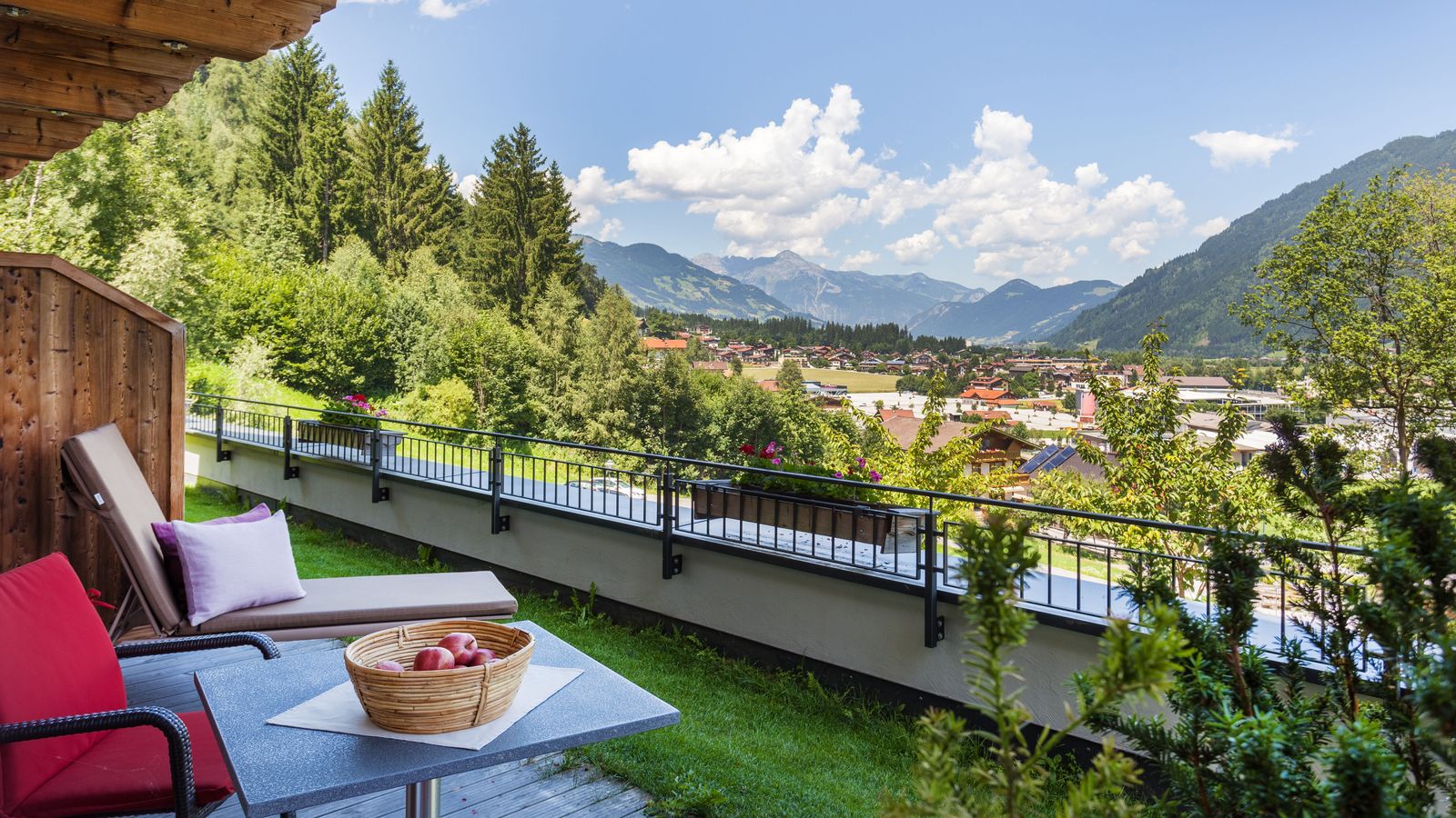 Aussicht - Das Kaltenbach - Naturhotel im Zillertal