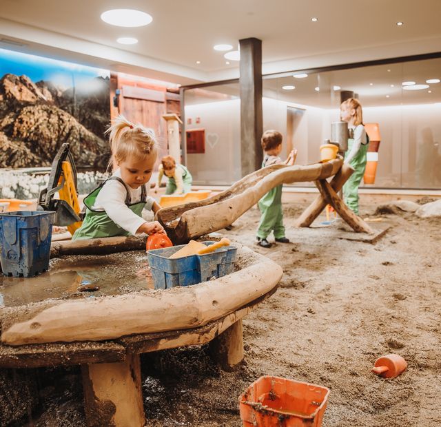 Feuerstein Nature Family Resort - Wellnesshotel - Innenspielplatz