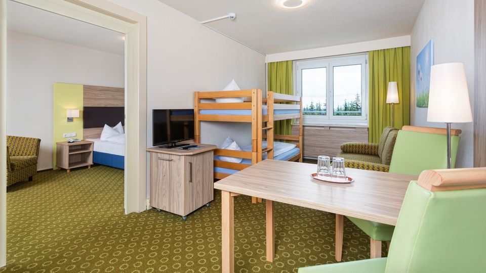 Familienzimmer mit Doppelstockbett 