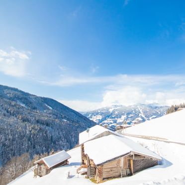 Außen Winter 39, Alm Chalet in Stumm, Stumm im Zillertal, Gattererberg, Tirol, Österreich