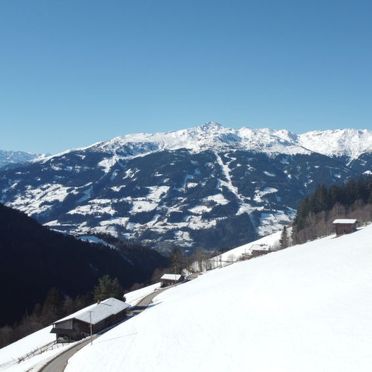 Außen Winter 42, Alm Chalet in Stumm, Stumm im Zillertal, Gattererberg, Tirol, Österreich