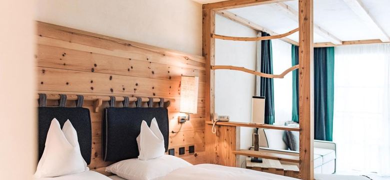 Tirler- Dolomites Living Hotel : Spa & Schnee