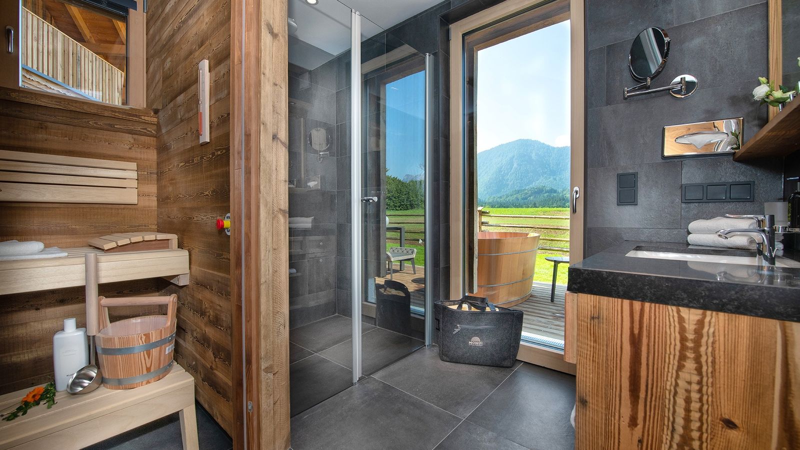 Chalet-Studio Deluxe image 4 - MONDI Chalets am Grundlsee