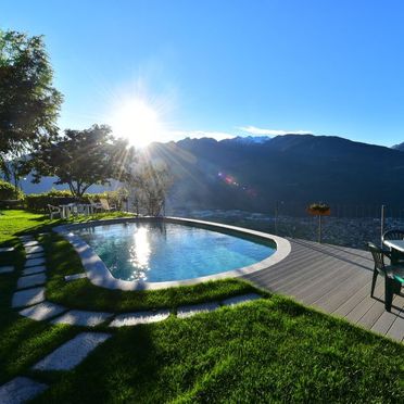 Outside Summer 4, Rustico Vigna, Valtellina, Lombardei, Lombardy, Italy