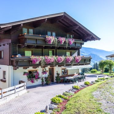 Außen Sommer 1 - Hauptbild, Bauernhaus Umbichl, Uttendorf, Pinzgau, Salzburg, Österreich