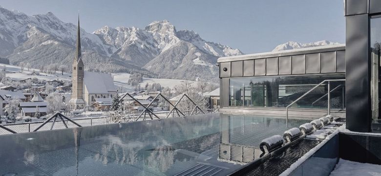 die HOCHKÖNIGIN Mountain Resort: St. Nicholas & Krampus in the HOCHKÖNIGIN