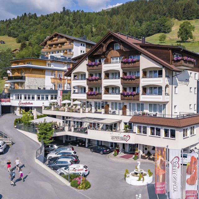 Romantik & Spa Hotel Alpen-Herz in Ladis, Tirol, Österreich