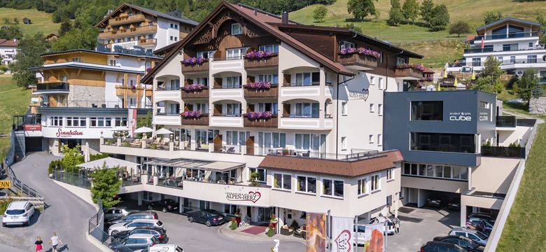 Romantik & Spa Hotel Alpen-Herz: Kuschel-Nacht