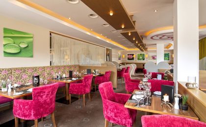 Romantik & Spa Hotel Alpen-Herz - Dining room
