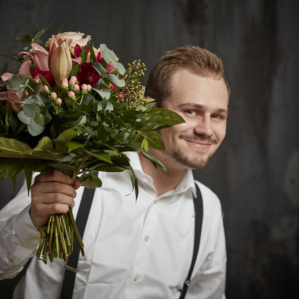 Flower bouquet - B2 Hotel