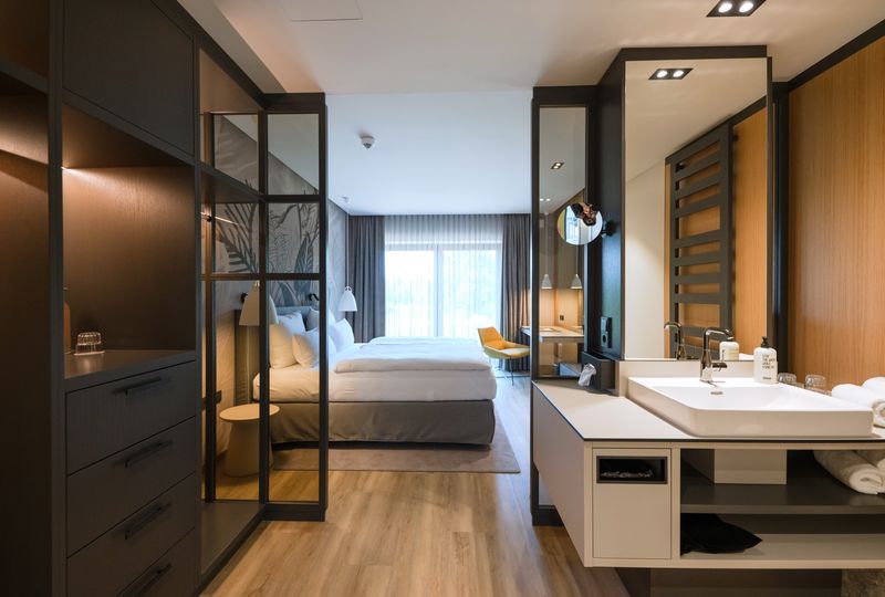Doppelzimmer Komfort image 4 - Thöles Hotel Bücken