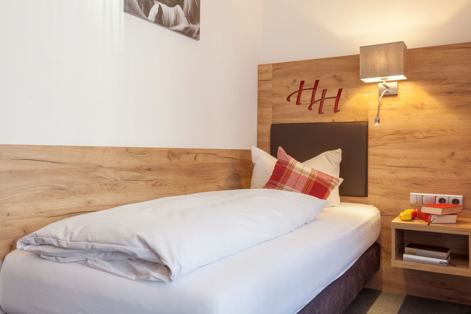 Einzelzimmer image 1 - Hartungs Hoteldorf