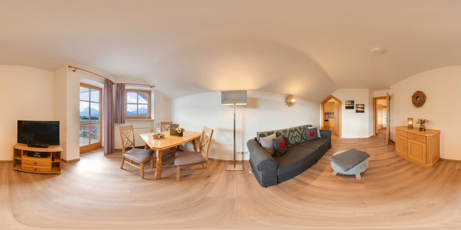 Hopfensee & Schwansee image 2 - Hartungs Hoteldorf