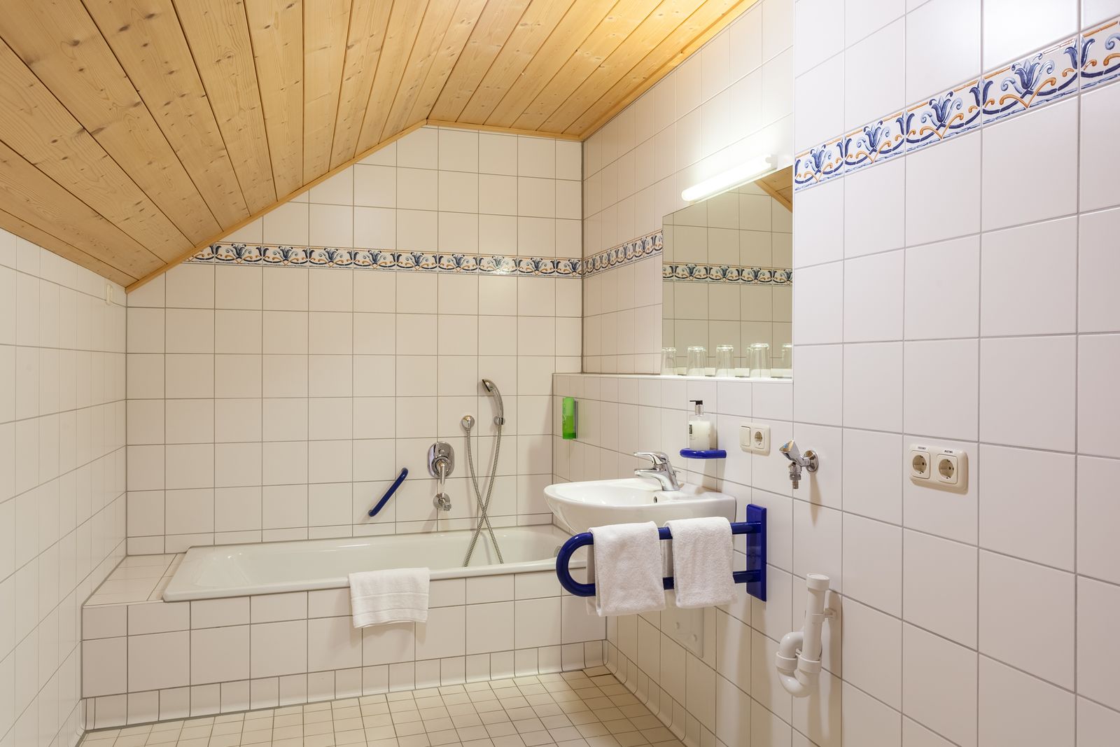 Walderreuthe image 6 - Hartungs Hoteldorf