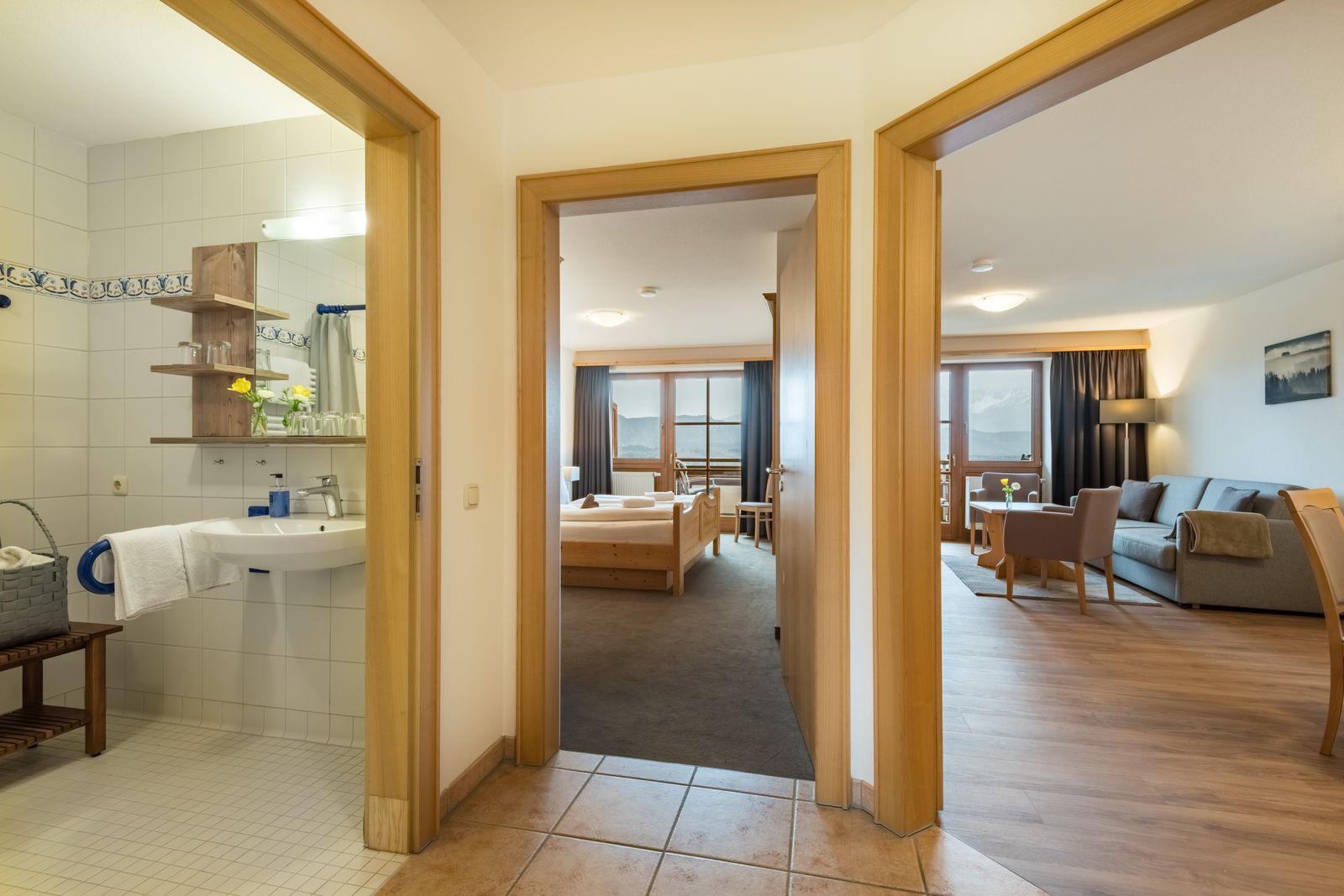 Familienzimmer Kitchenette image 6 - Hartungs Hoteldorf