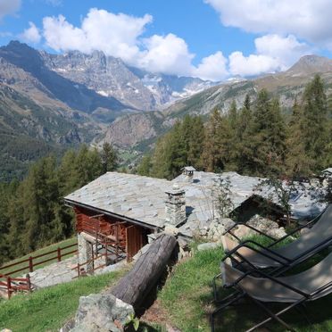 Outside Summer 3, Apartment Ancienne Bergerie, Valtournenche, Valtournenche, Aosta Valley, Italy
